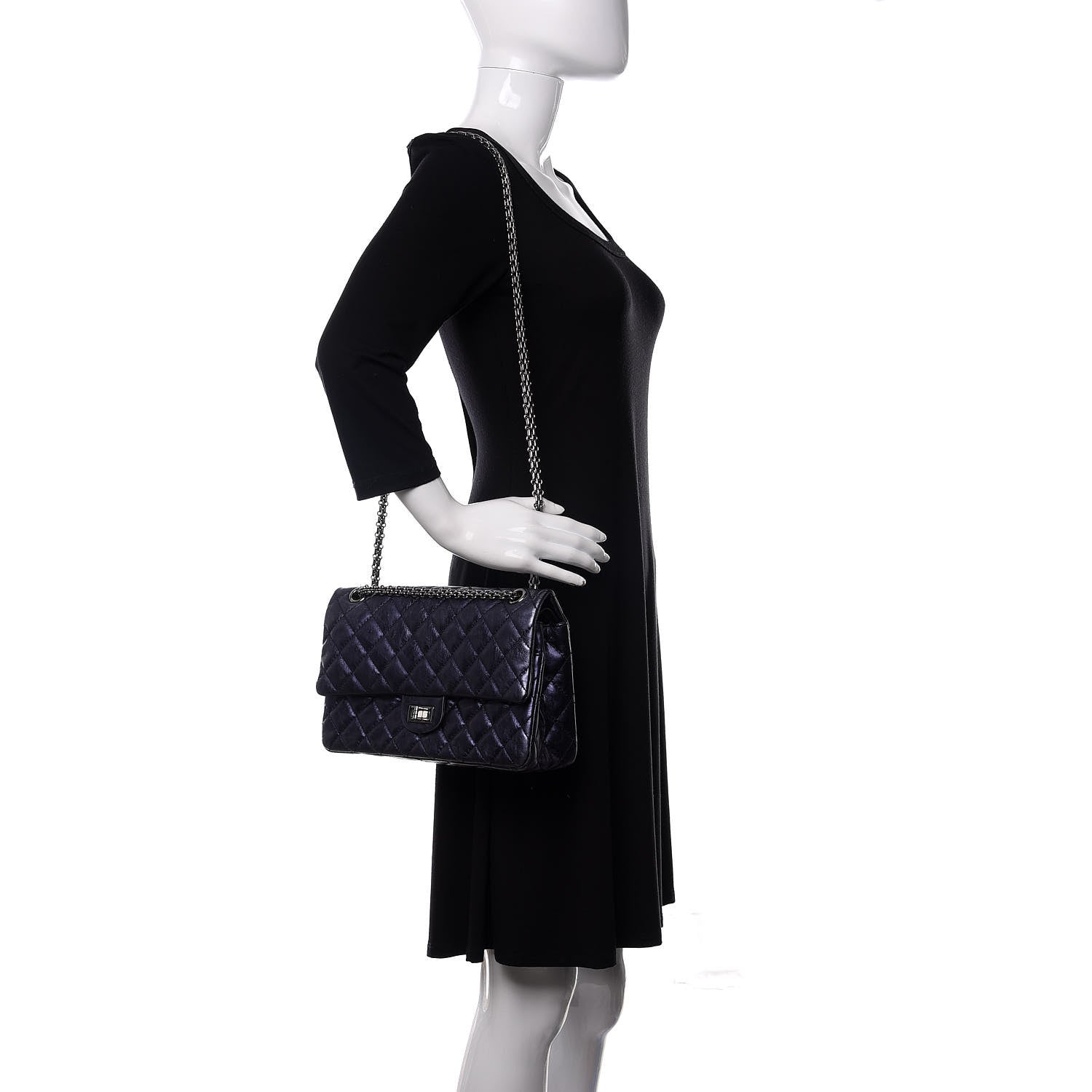 Chanel Metallic Calfskin Quilted 2.55 Reissue 226 Flap Marine Fonce 2 of 15