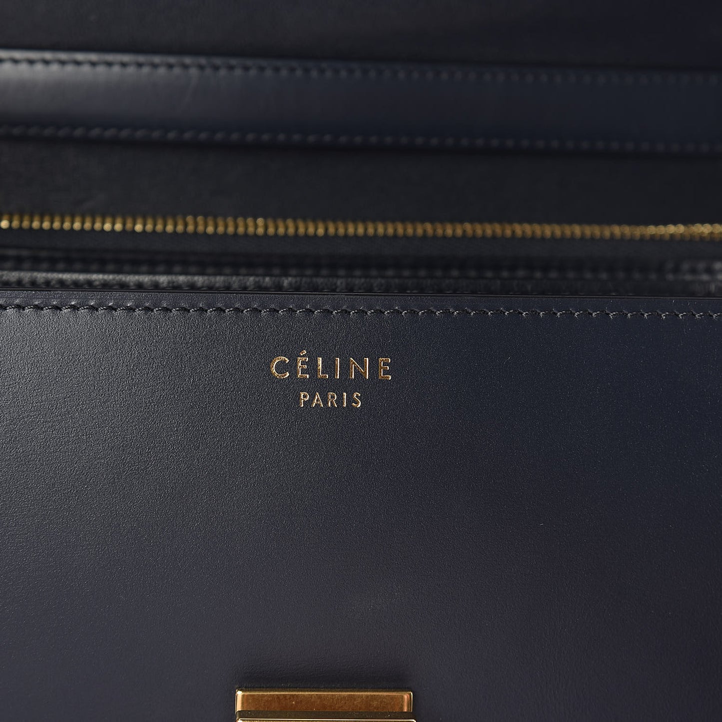 Box Calfskin Medium Classic Box Flap Bag Navy