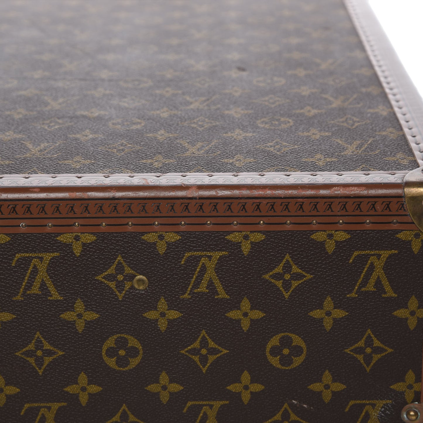 Monogram Bisten 65