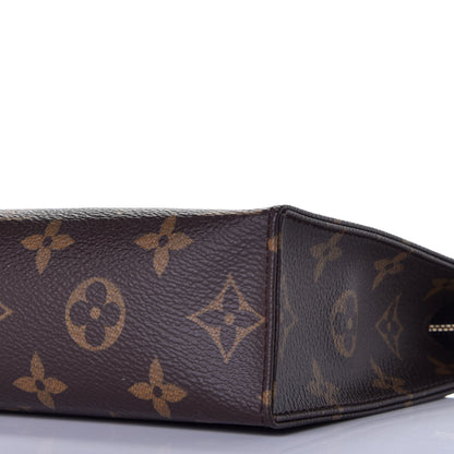 Louis Vuitton Monogram Toiletry Pouch 19 8 of 9