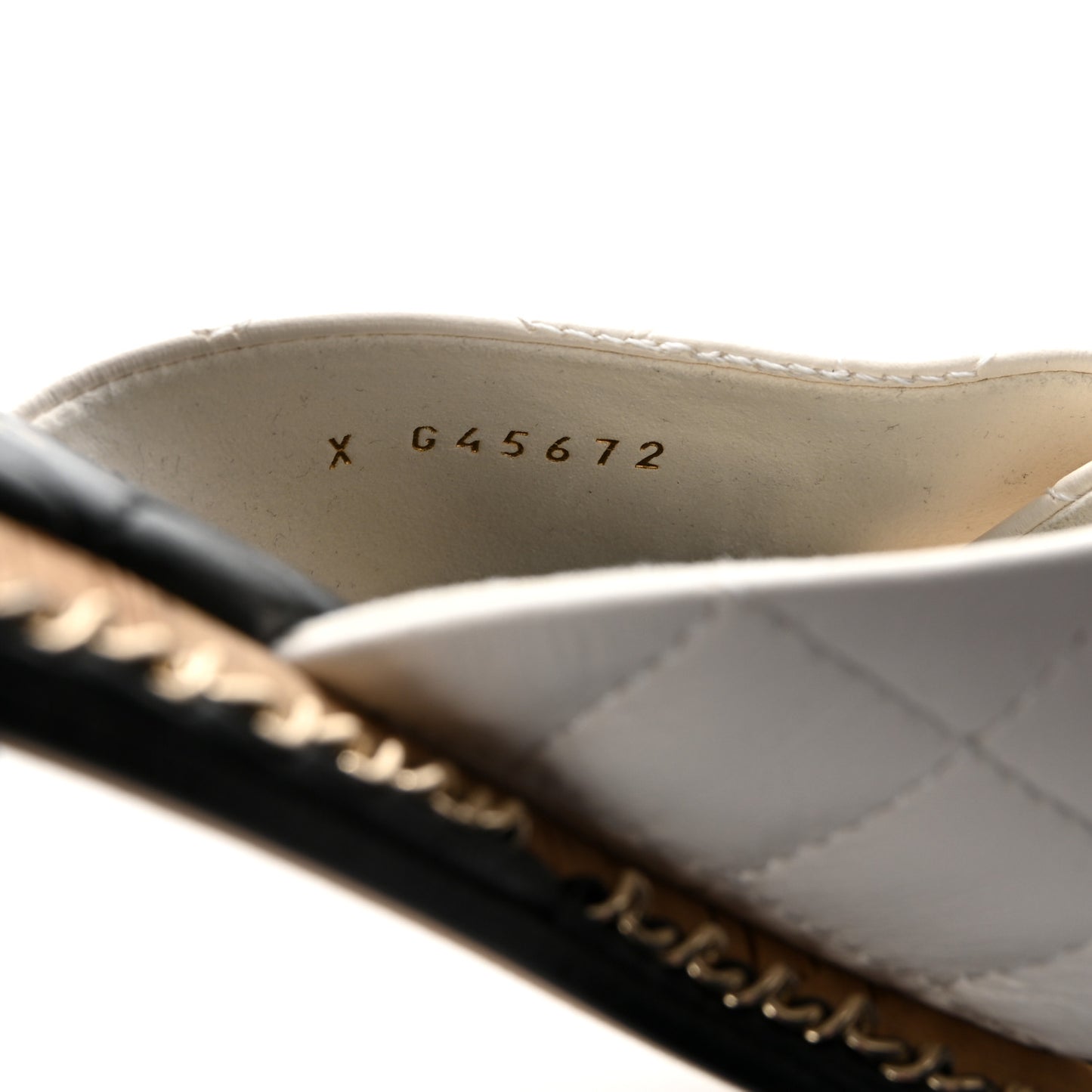 Lambskin Quilted Chain CC Sandals 38.5 White