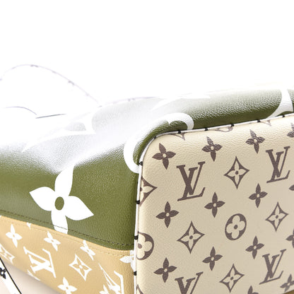 Louis Vuitton Monogram Giant Neverfull MM Kaki 5 of 11