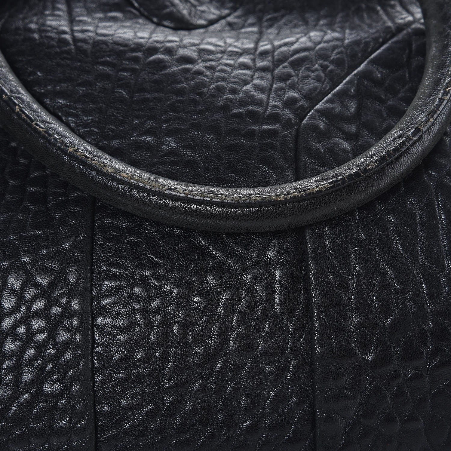 Saint Laurent Pebbled Lambskin Medium Easy Sac Black 15 of 23
