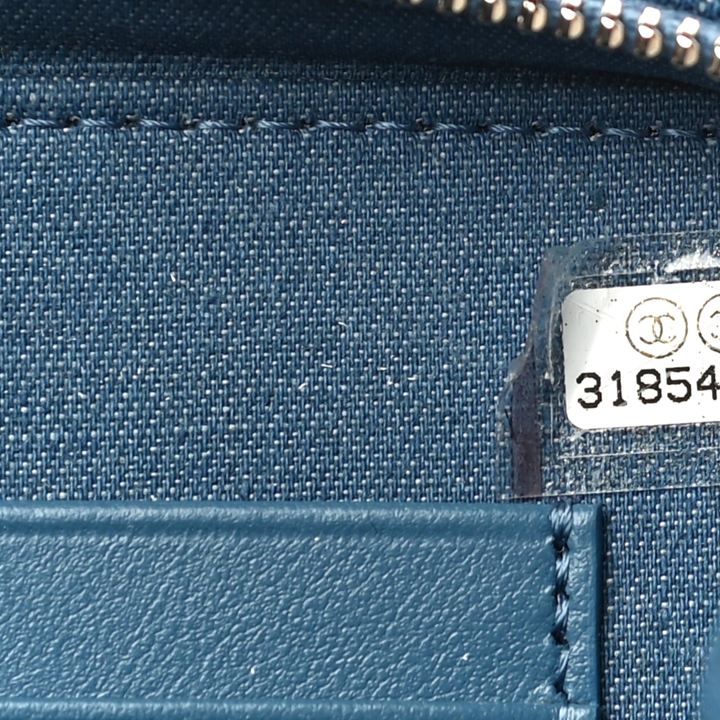 Denim Quilted CC Pearl Crush Camera Case Blue