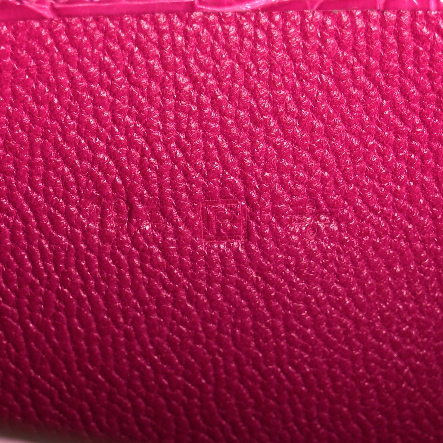 Shiny Alligator Constance Long Wallet Rose Scheherazade