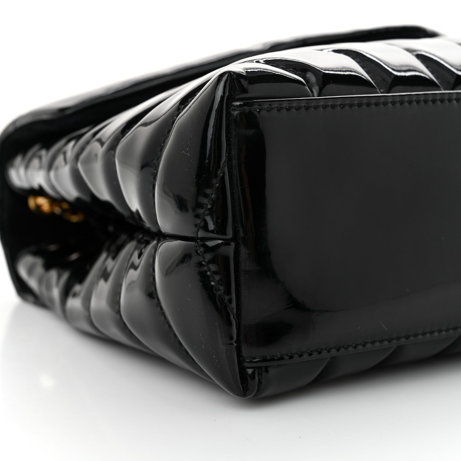 Saint Laurent Patent Y Quilted Monogram Small Loulou Chain Satchel Black 9 of 11