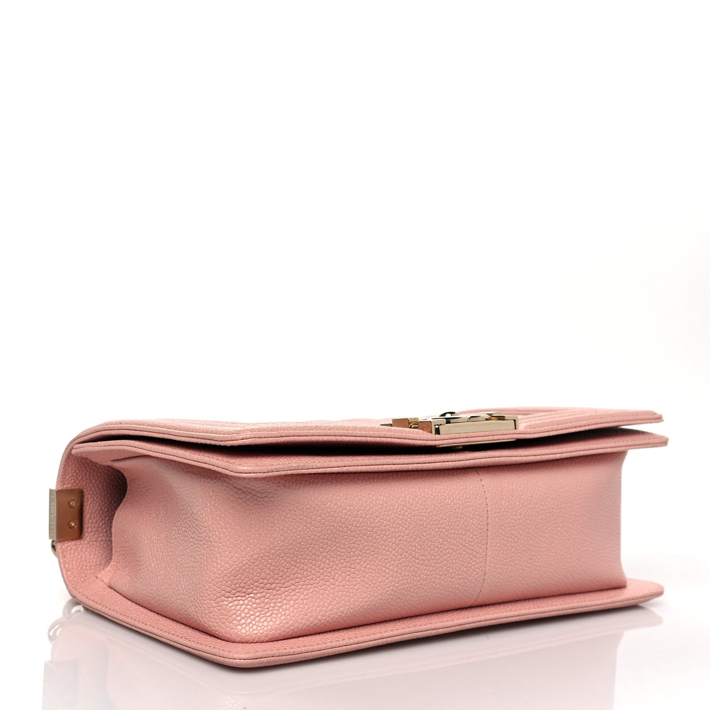 Caviar Quilted Medium Boy Flap Light Pink