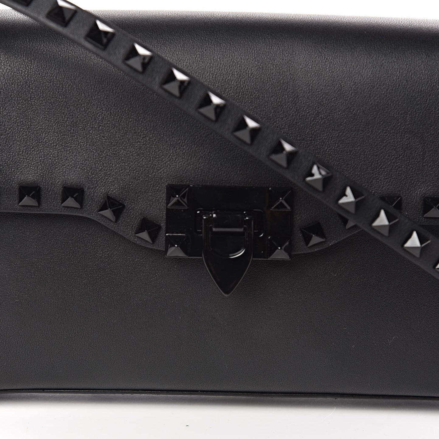 Vitello Monochrome Medium Rockstud Flip Lock Crossbody Bag Black