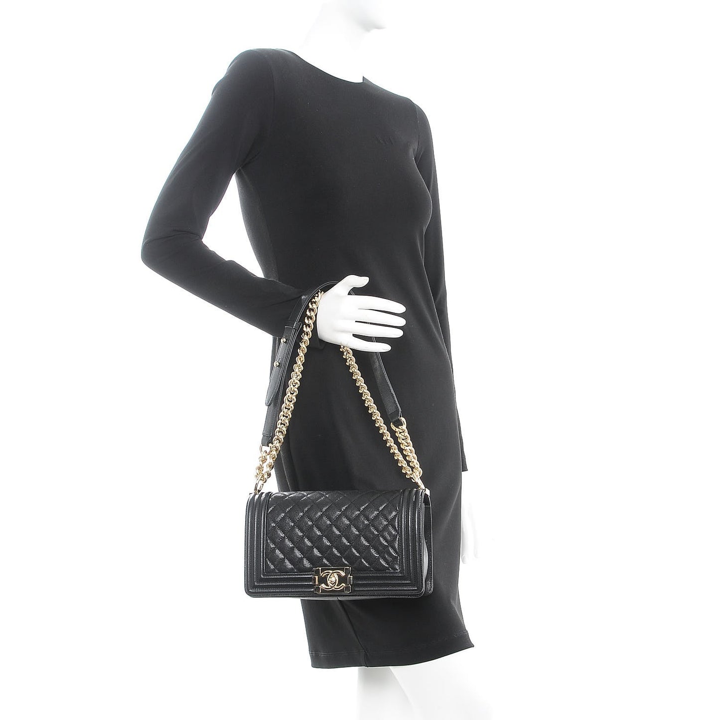 Caviar Quilted Medium Boy Flap Black