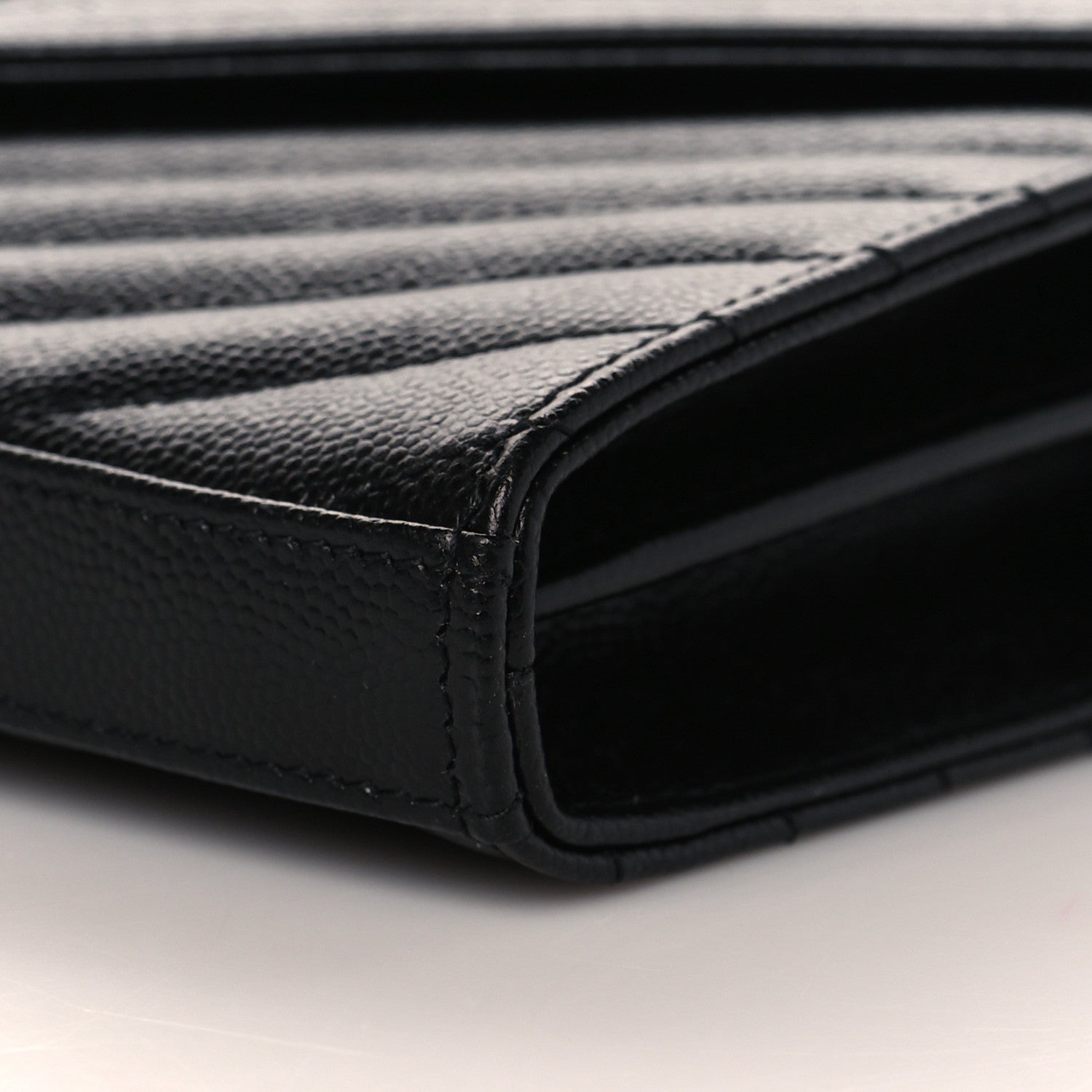 Saint Laurent Grain De Poudre Matelasse Chevron Monogram Chain Wallet Black 10 of 11