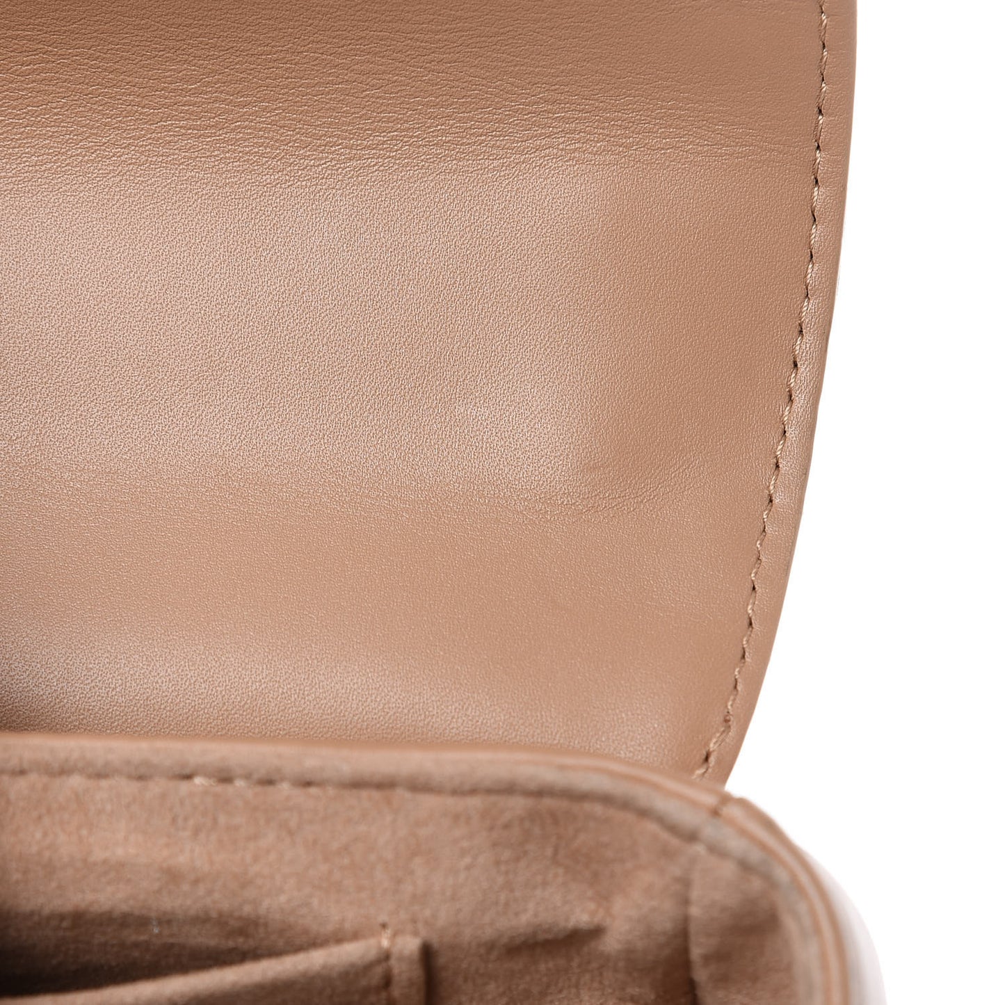 Calfskin New Wave Chain MM Noisette