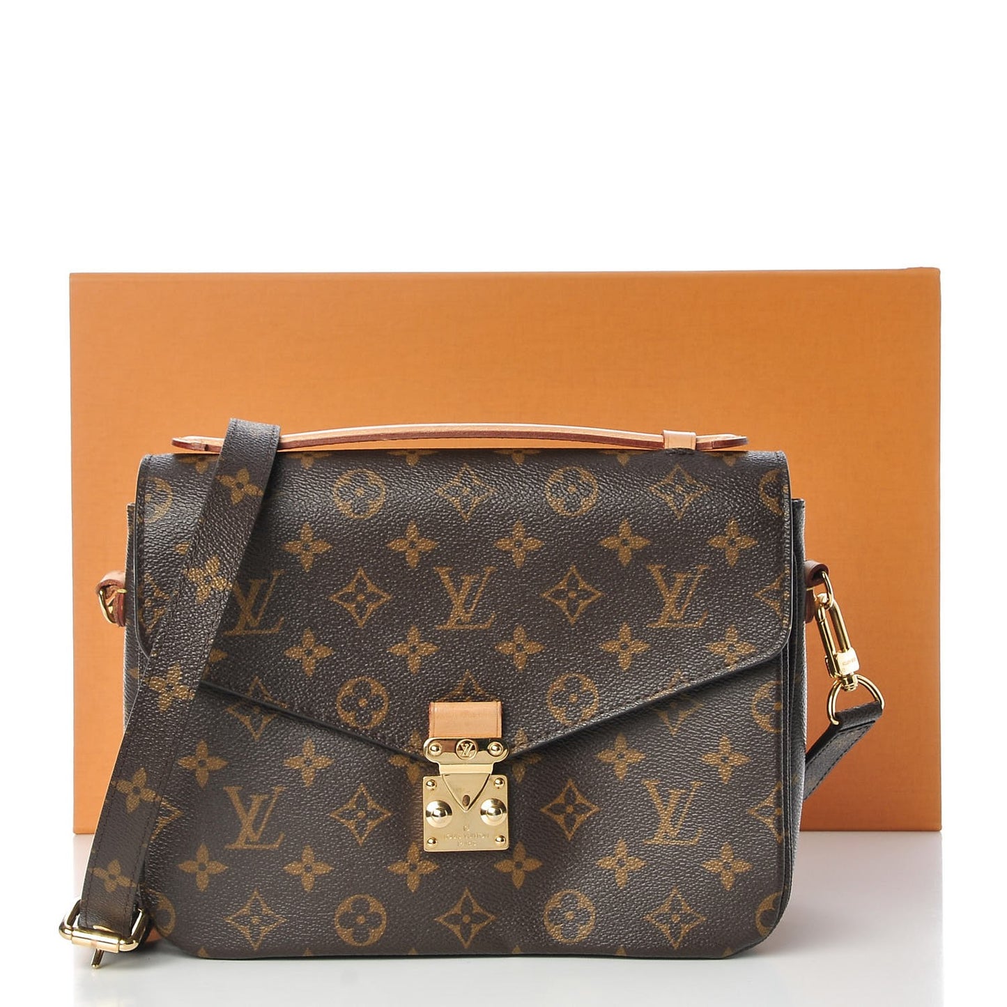 Monogram Pochette Metis