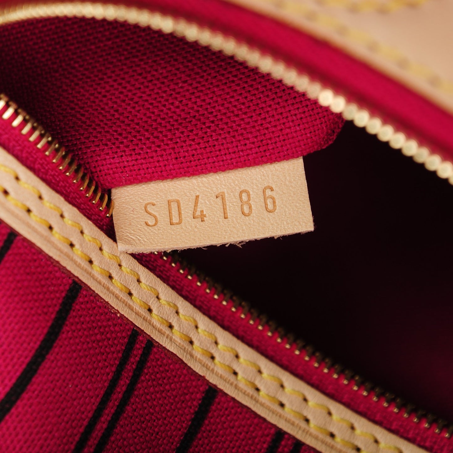 Monogram Delightful MM Pivoine
