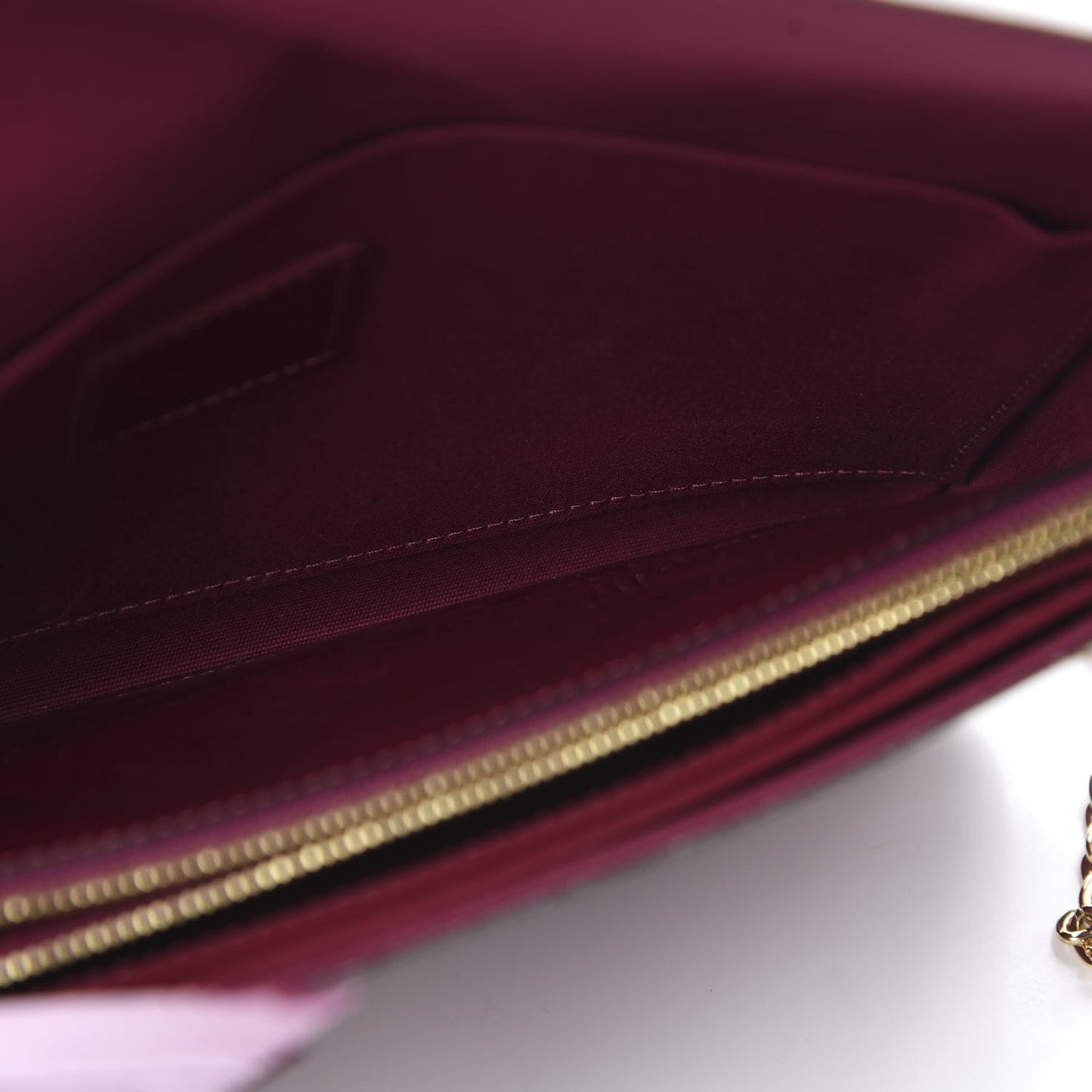 Vernis Felicie Chain Wallet Magenta
