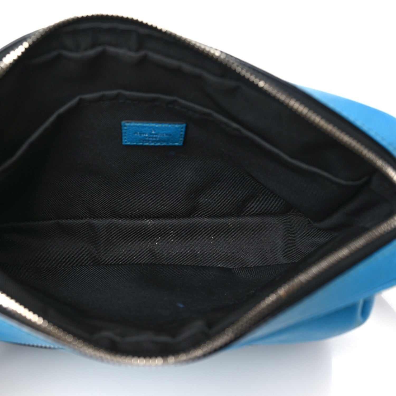 Louis Vuitton Taigarama Outdoor Messenger Blue Lagoon 5 of 11