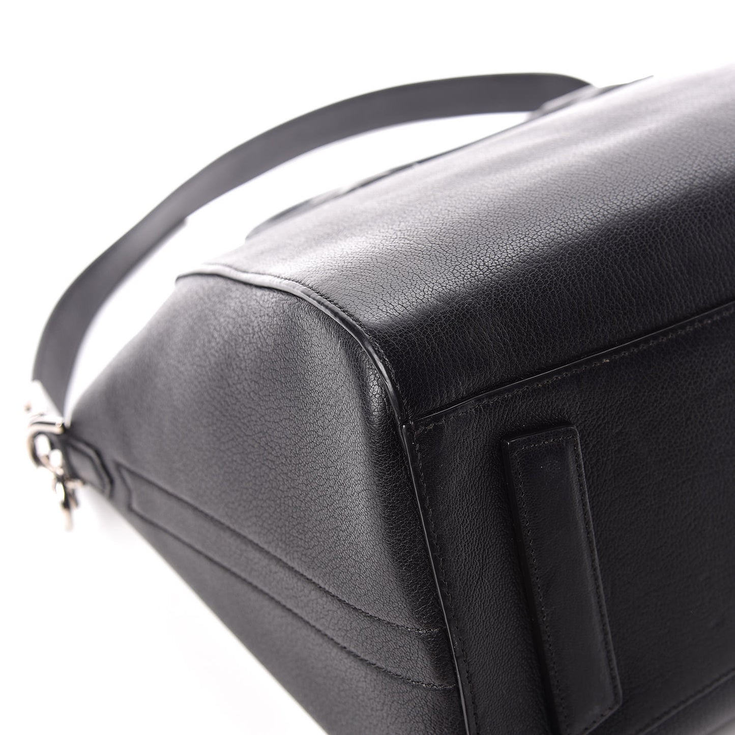 Sugar Goatskin Medium Antigona Black