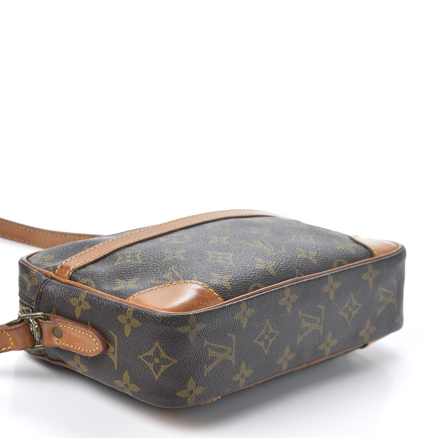 Louis Vuitton Monogram Trocadero 24 3 of 9