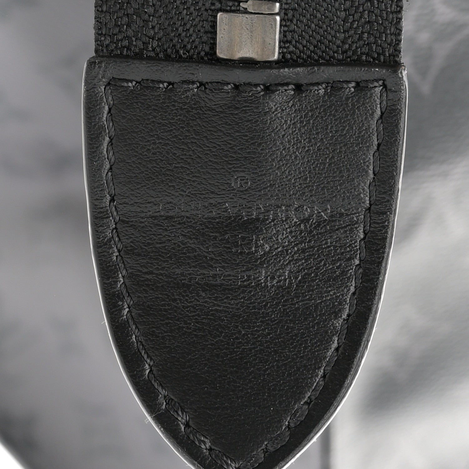 Louis Vuitton Monogram Eclipse Cabas Zippe GM Black 6 of 11