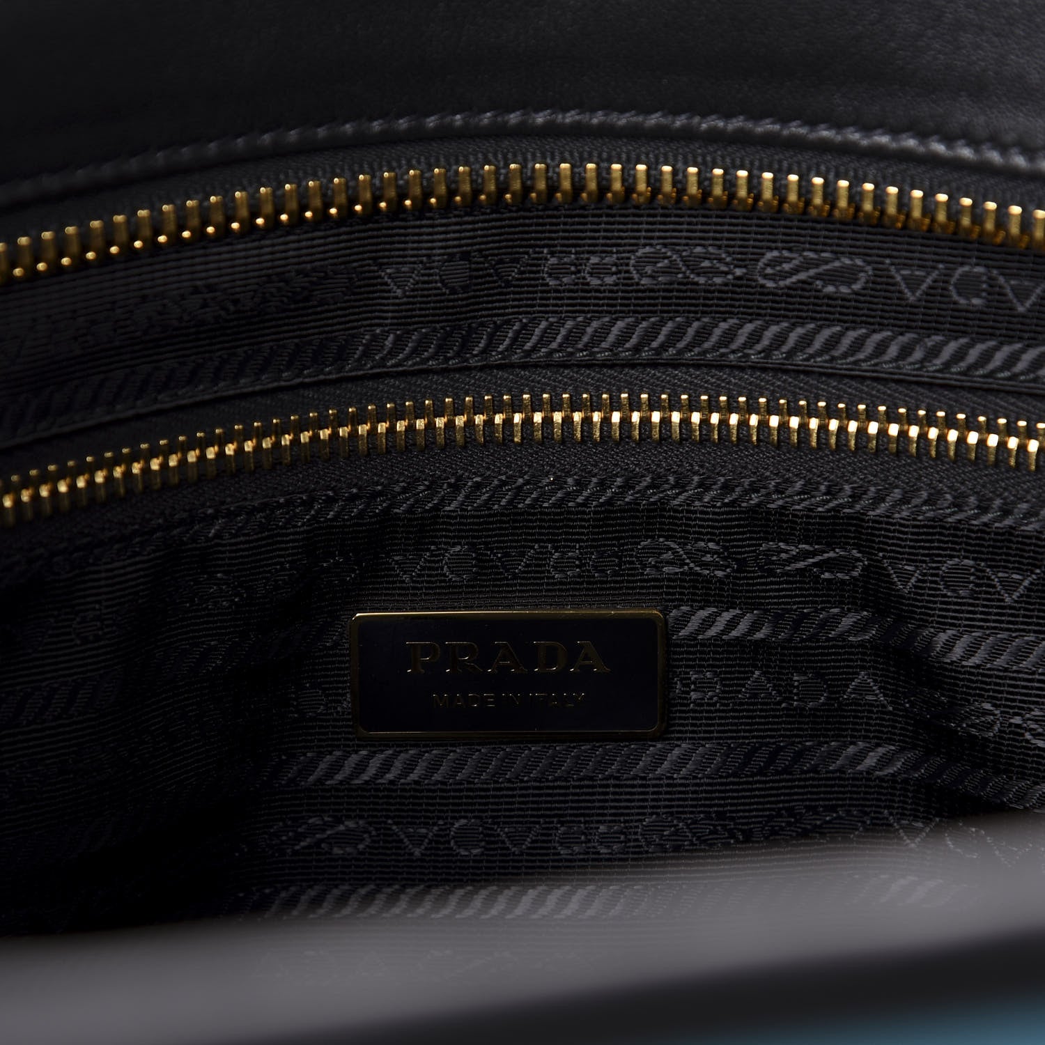 Prada Tessuto Nylon Quilted Impunturato Bauletto Baltico Fuoco 10 of 11