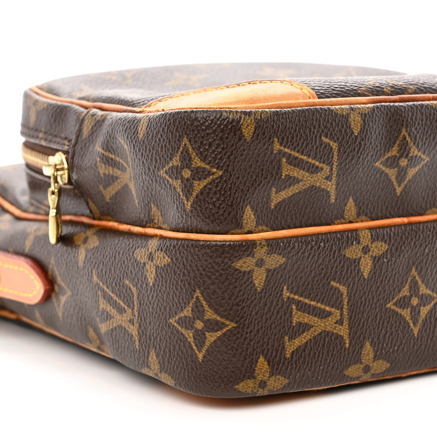 Monogram Amazone