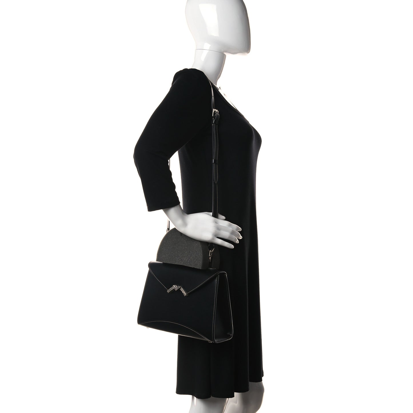 Box Calfskin Gabrielle PM Black