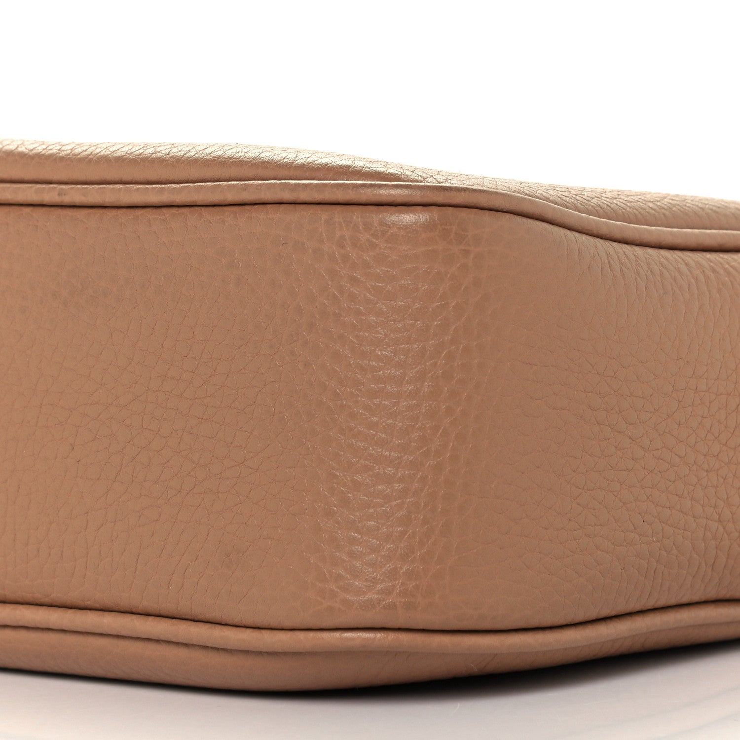 Gucci Pebbled Calfskin Small Soho Disco Bag Camelia 10 of 11