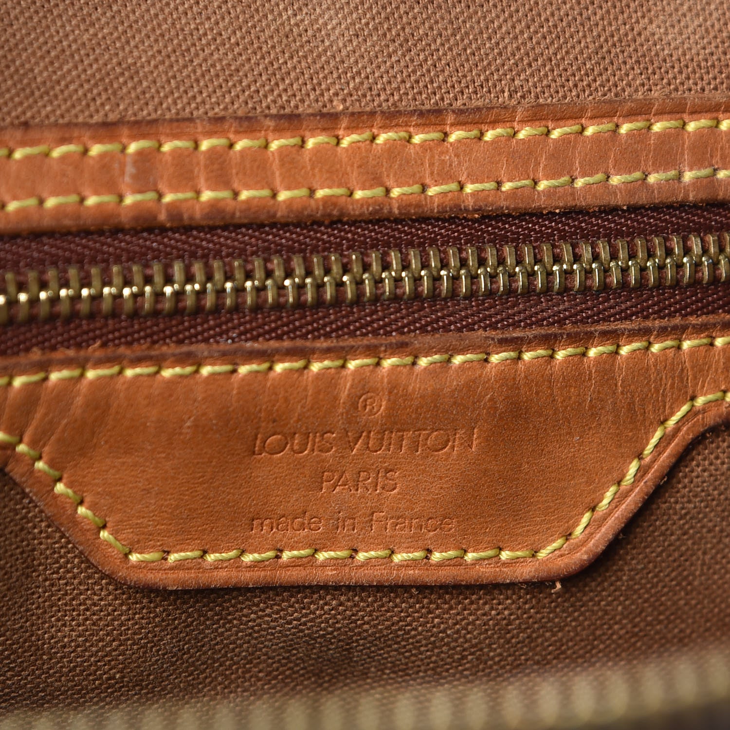 Louis Vuitton Monogram Cabas Mezzo 6 of 13