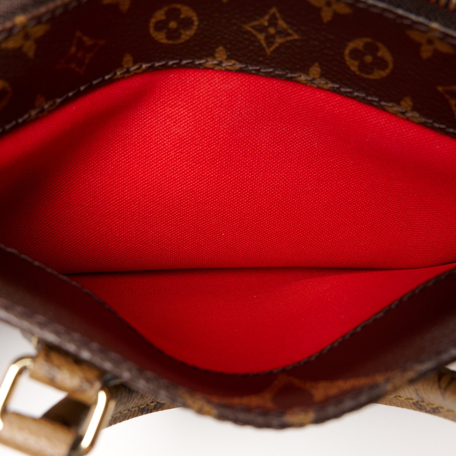 Louis Vuitton Reverse Monogram Giant OnTheGo East West 6 of 13