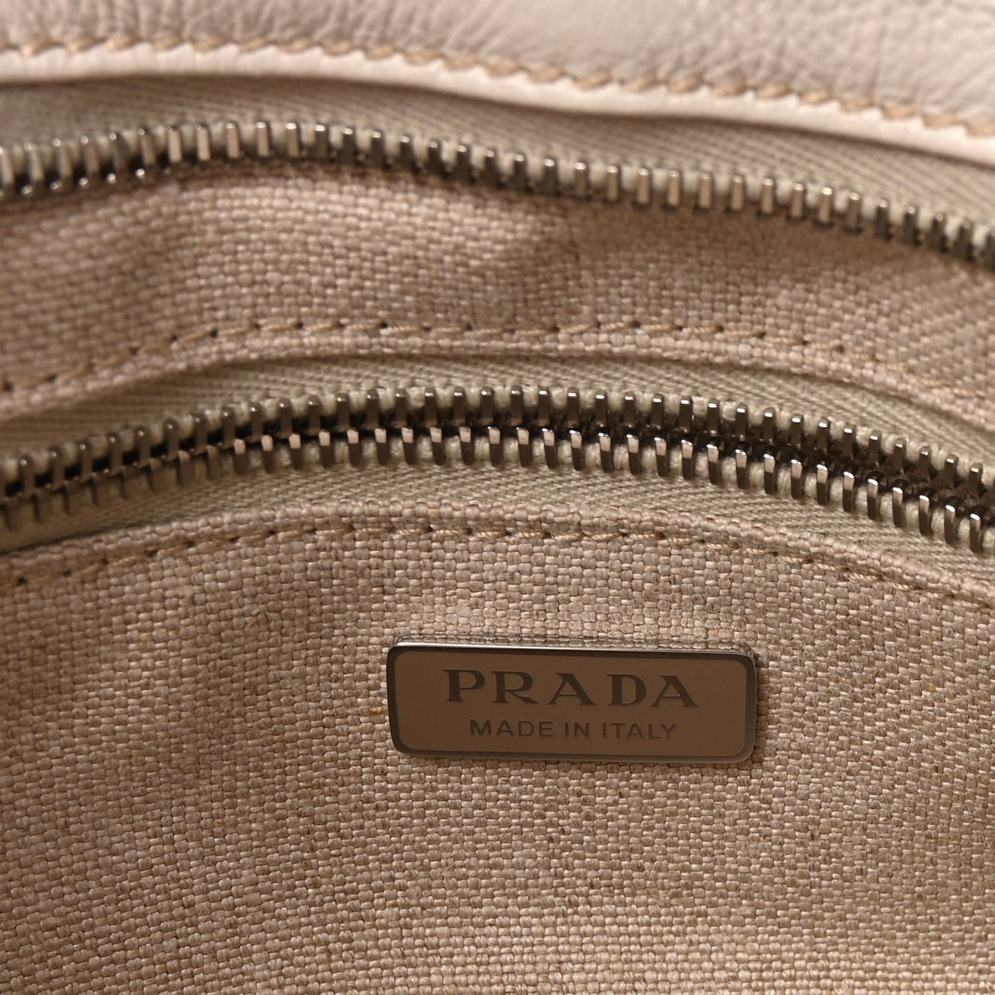 Linen Calfskin Triangle Mini Bonnie Hand Bag White