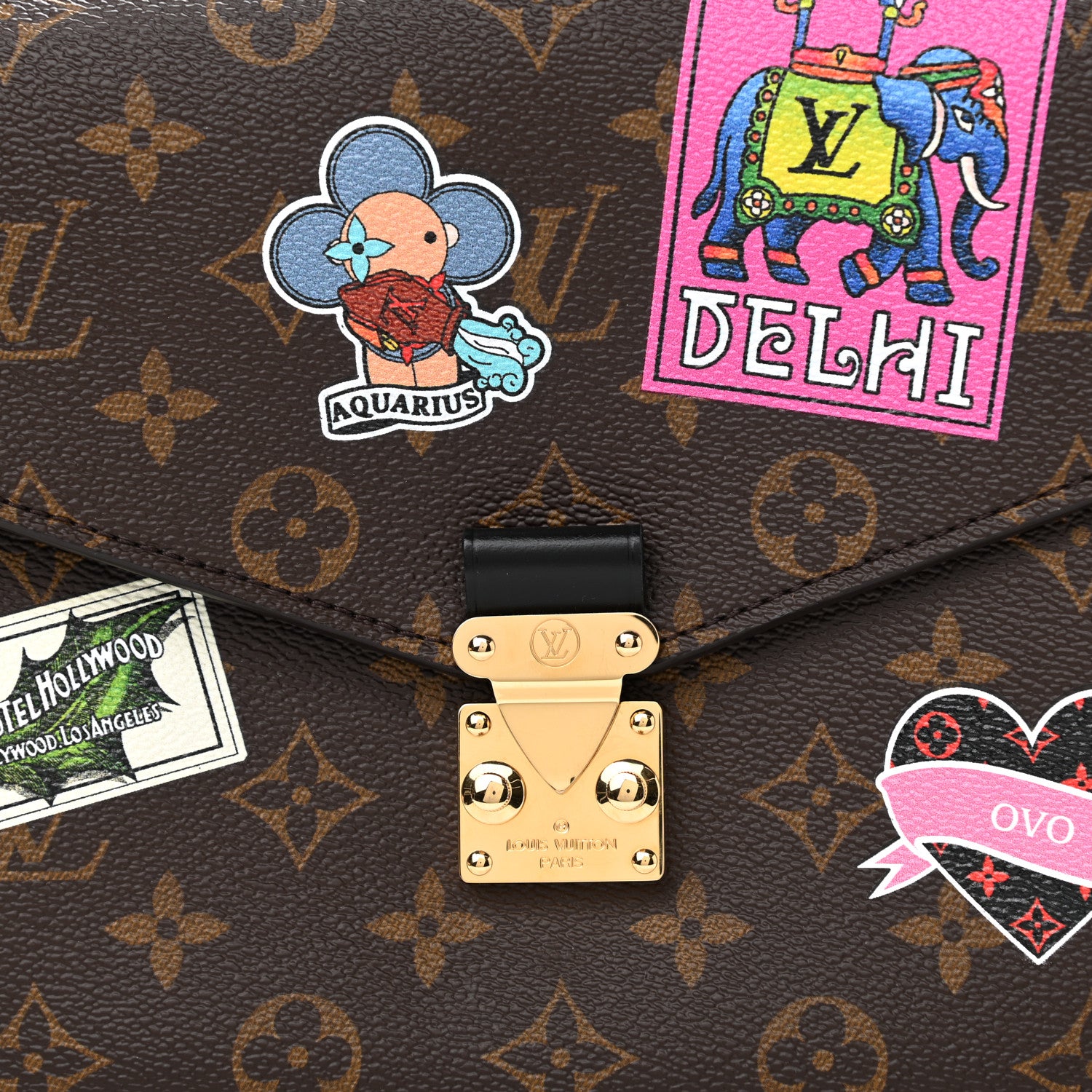 Louis Vuitton Monogram My World Tour Pochette Metis 1051257