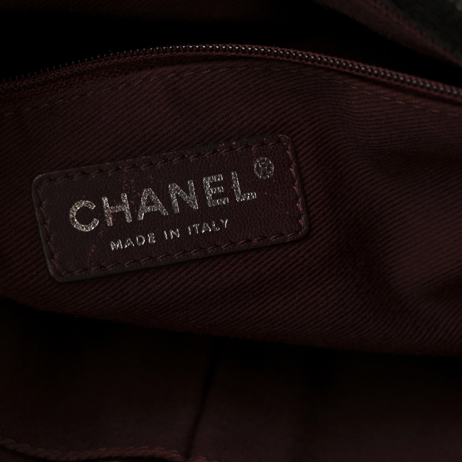 Chanel Crumpled Grained Calfskin CC Crave Tote Black 6 of 11