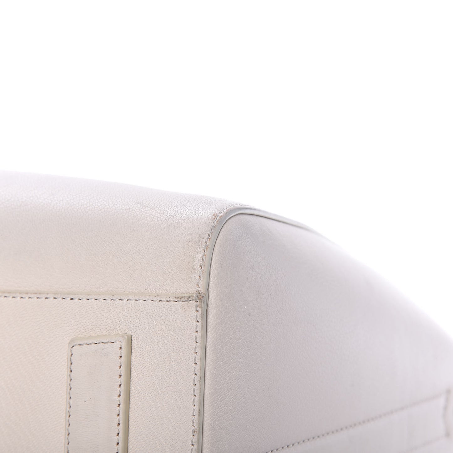 Sugar Goatskin Medium Antigona Ivory