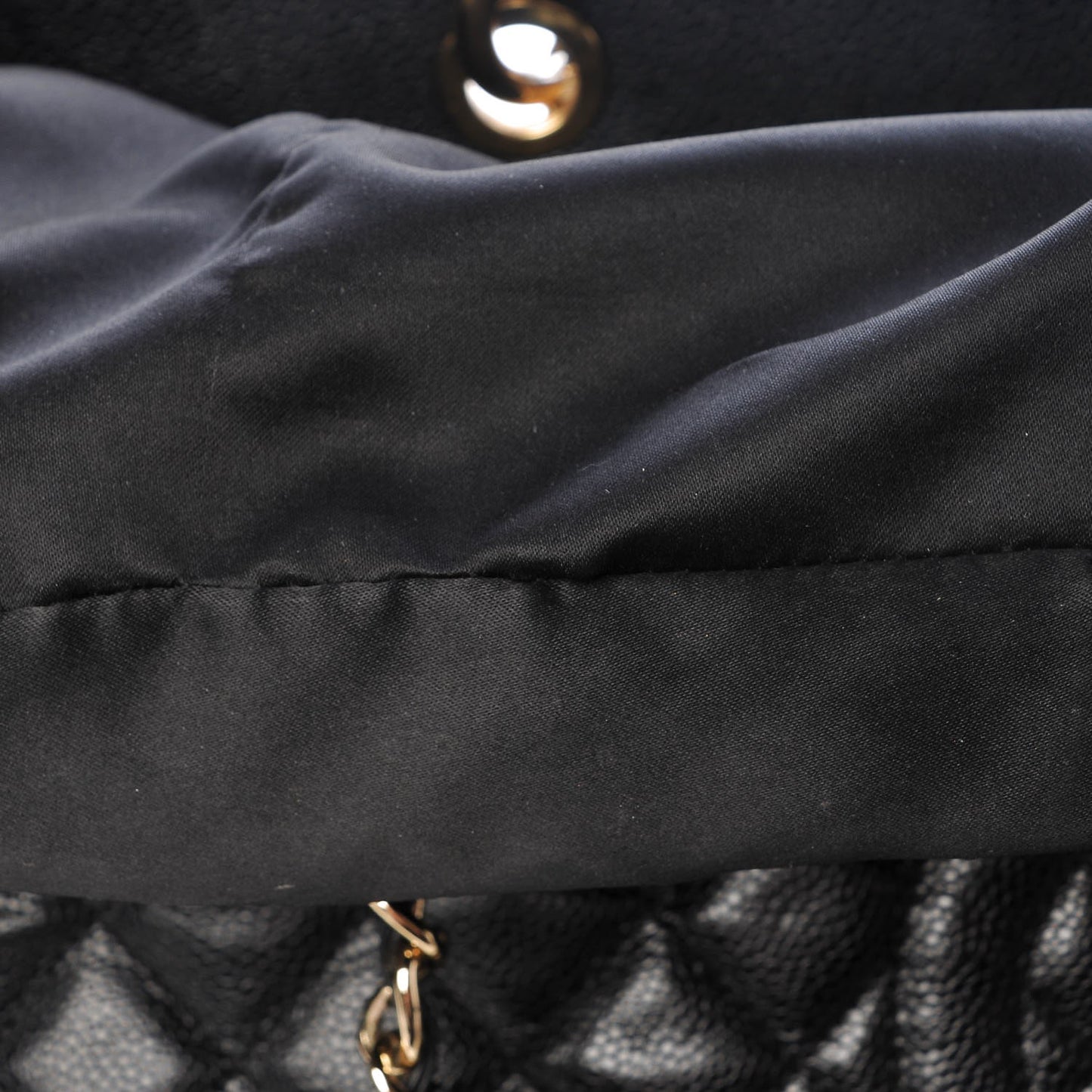 Caviar Quilted XL Grand Shopping Tote GST Black