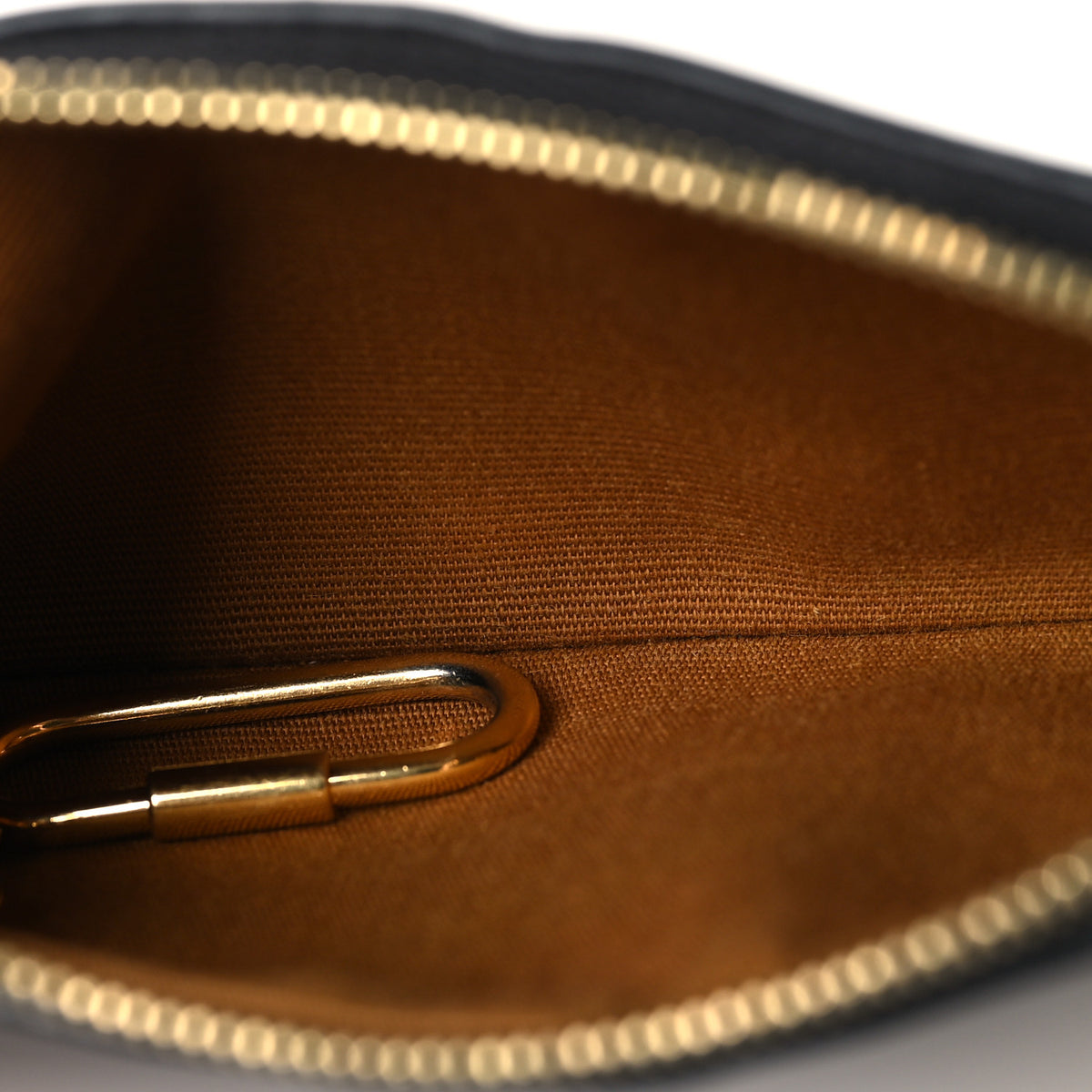 Triomphe Canvas Coin and Card Pouch With Hook Black