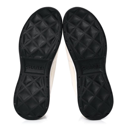 Chanel Velvet Calfskin Mixed Fibers CC Sneakers 38.5 Ivory Black 6 of 10