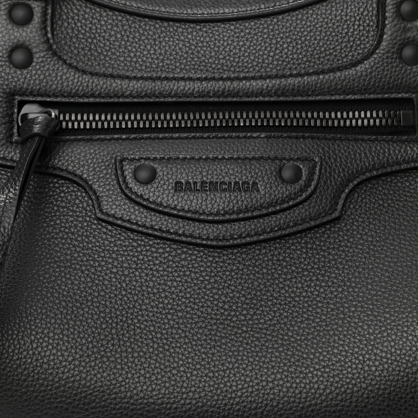 Grained Calfskin Neo Classic Black Hardware Medium City Black
