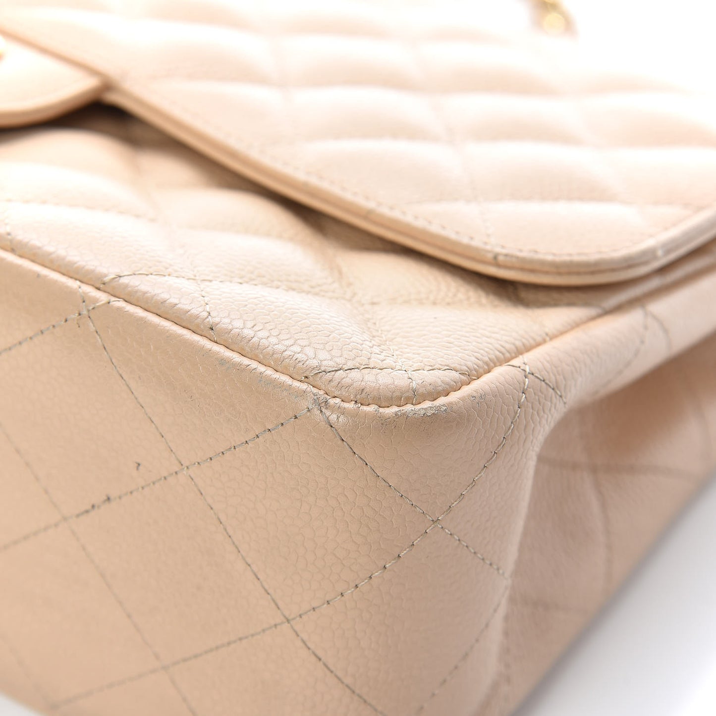 Caviar Quilted Jumbo Double Flap Beige Clair