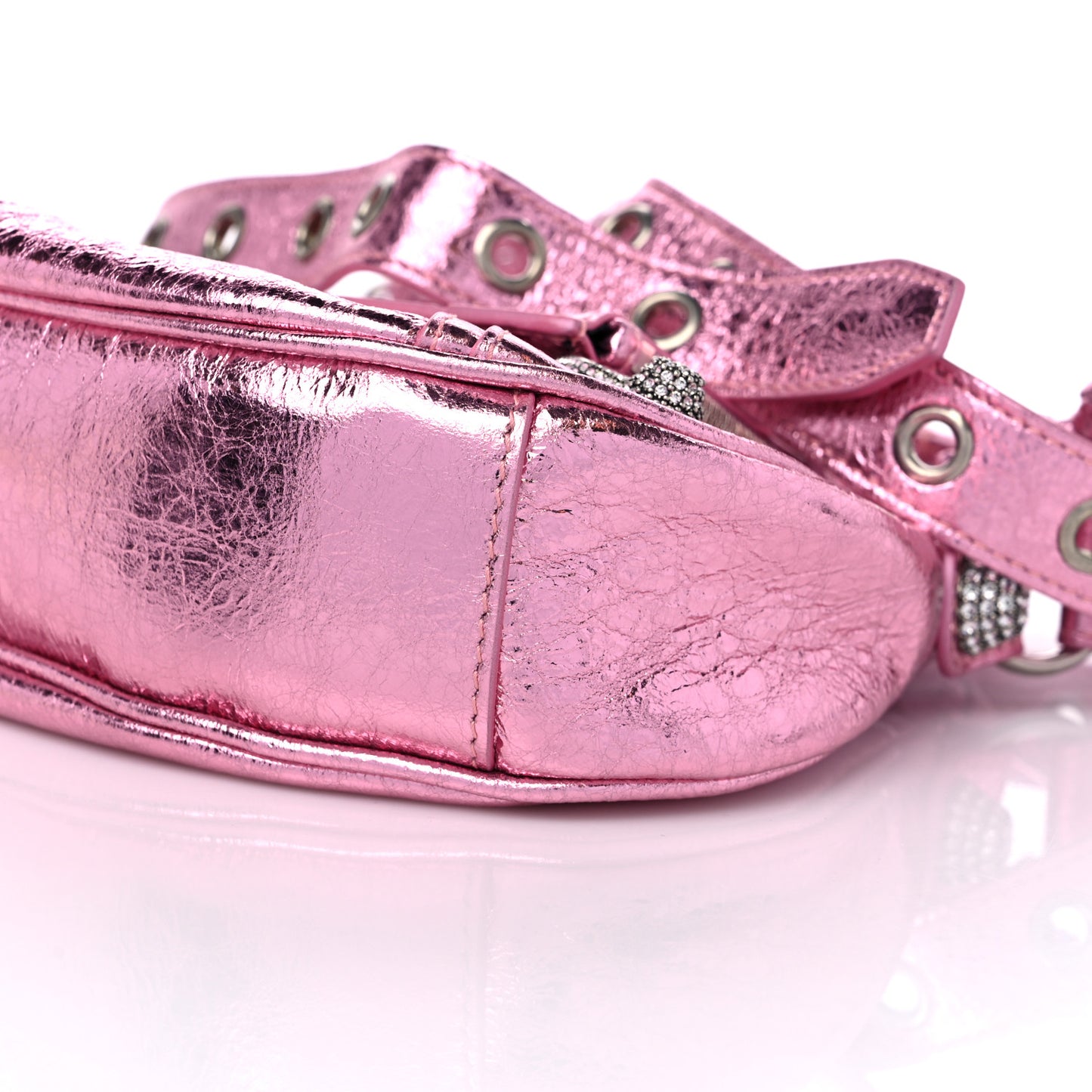 Metallic Agneau Arena Crystal Le Cagole Shoulder Bag XS Met Pink