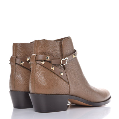 Valentino Garavani Grained Calfskin Rockstud Single Buckle 35mm Cowboy Ankle Boots 41 Nocciola 4 of 7