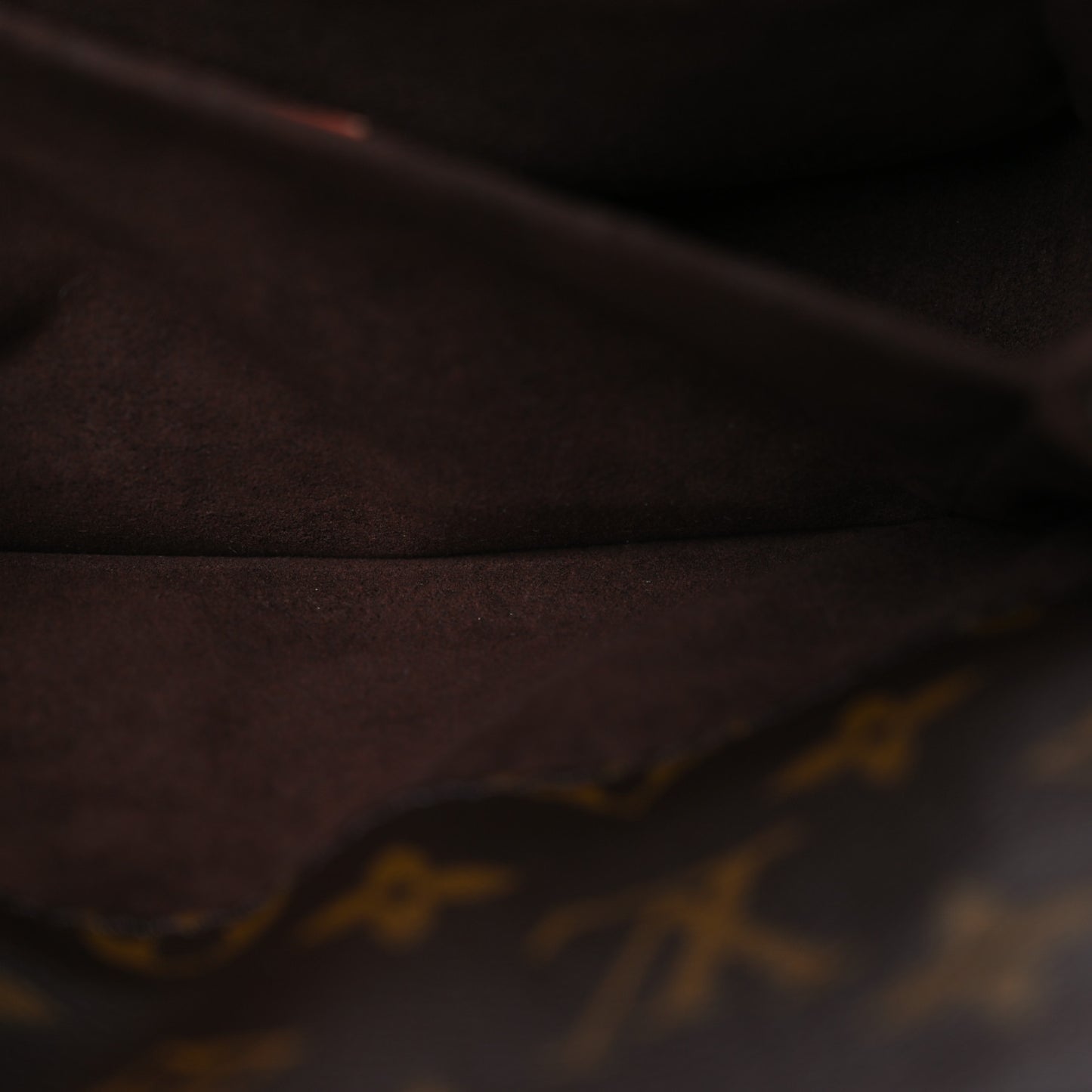 Monogram Pochette Metis East West