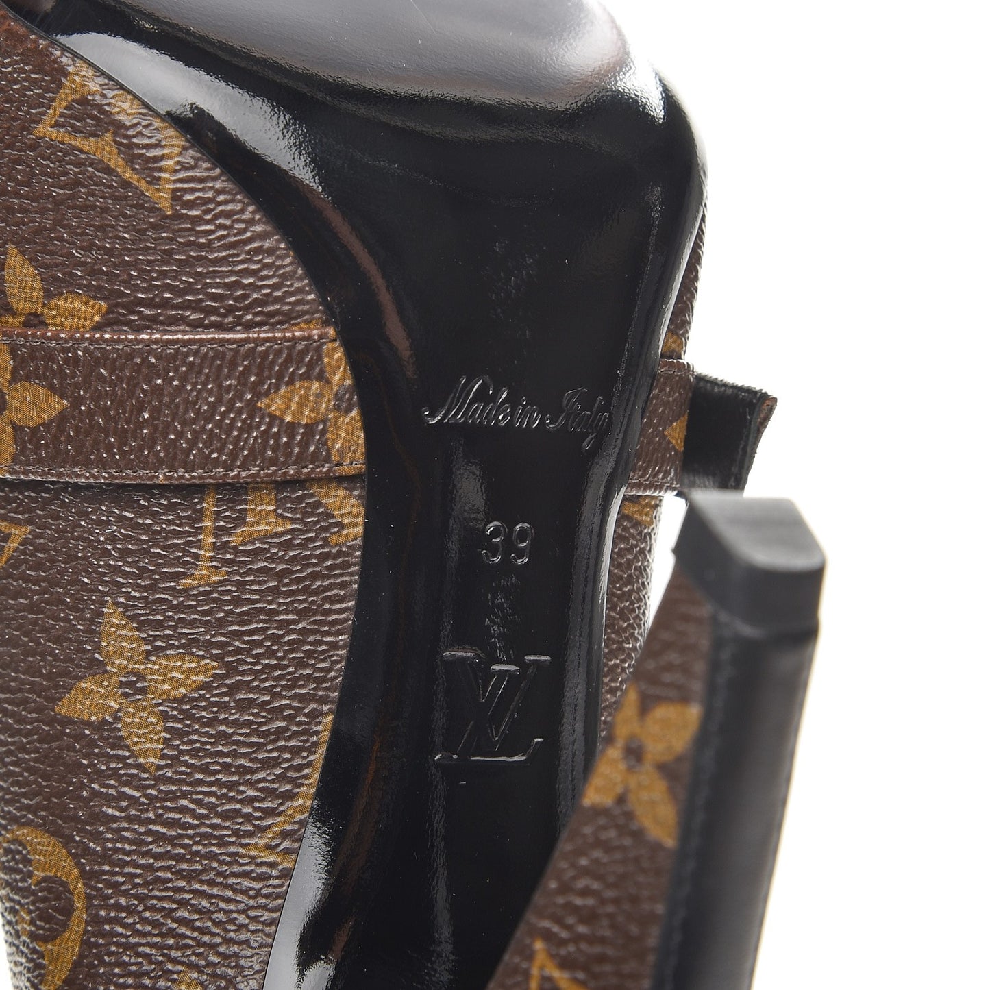 Monogram Star Power Pumps 39