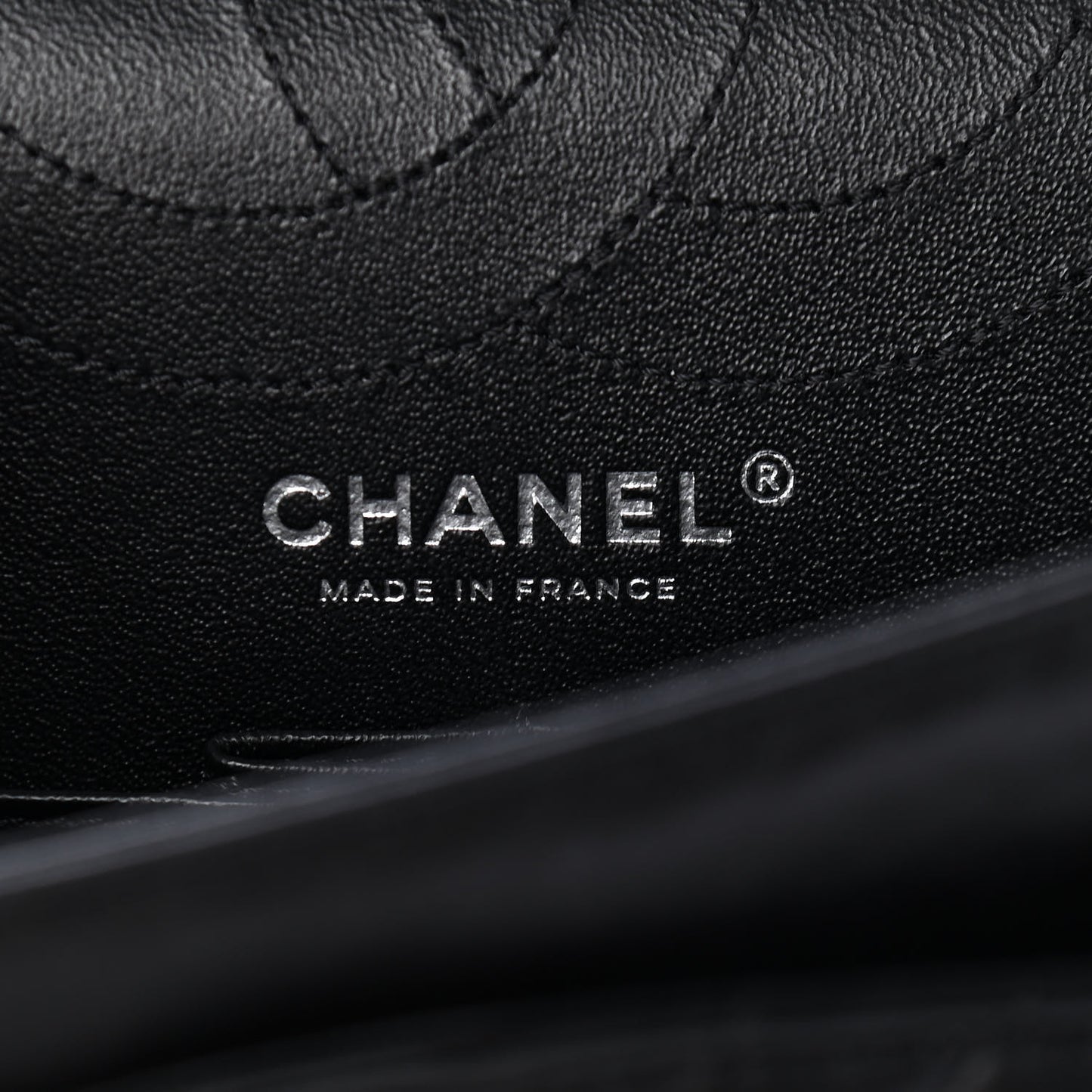 Aged Calfskin Chevron Quilted 2.55 Reissue 225 Flap So Black