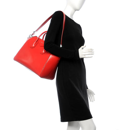 Givenchy Shiny Lord Calfskin Medium Antigona Medium Red 2 of 13