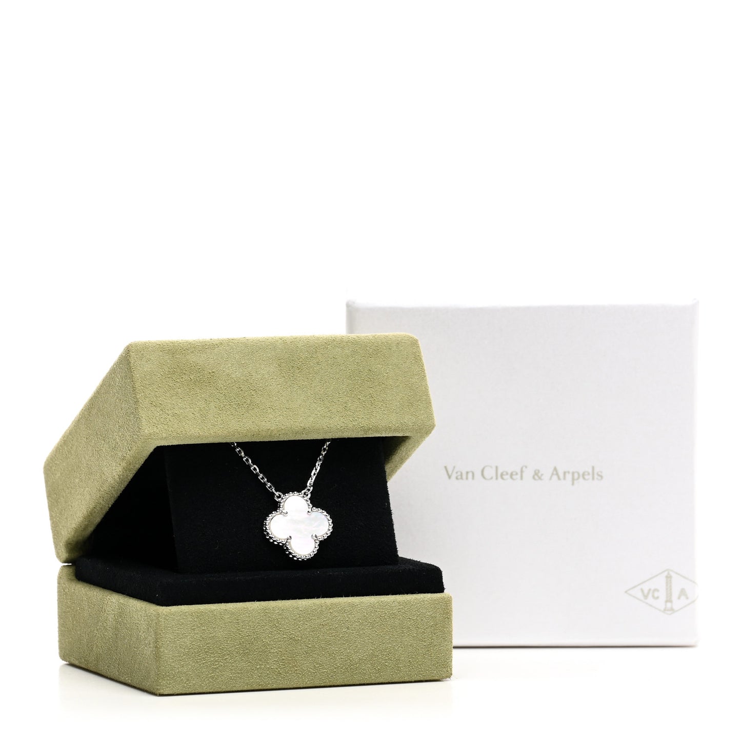 18K White Gold Mother of Pearl Vintage Alhambra Pendant Necklace