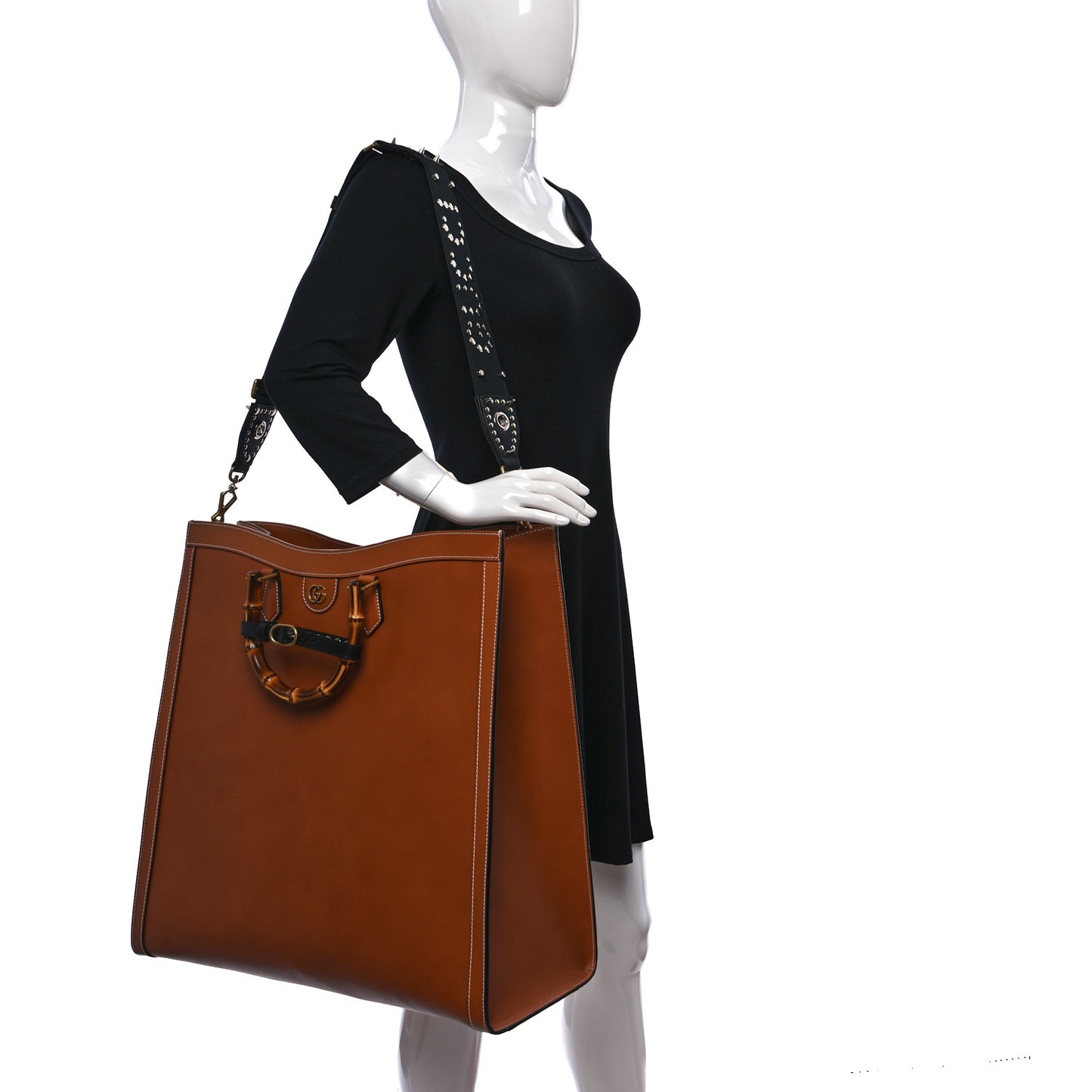 Calfskin Studded Maxi Diana Tote Bag Cuir