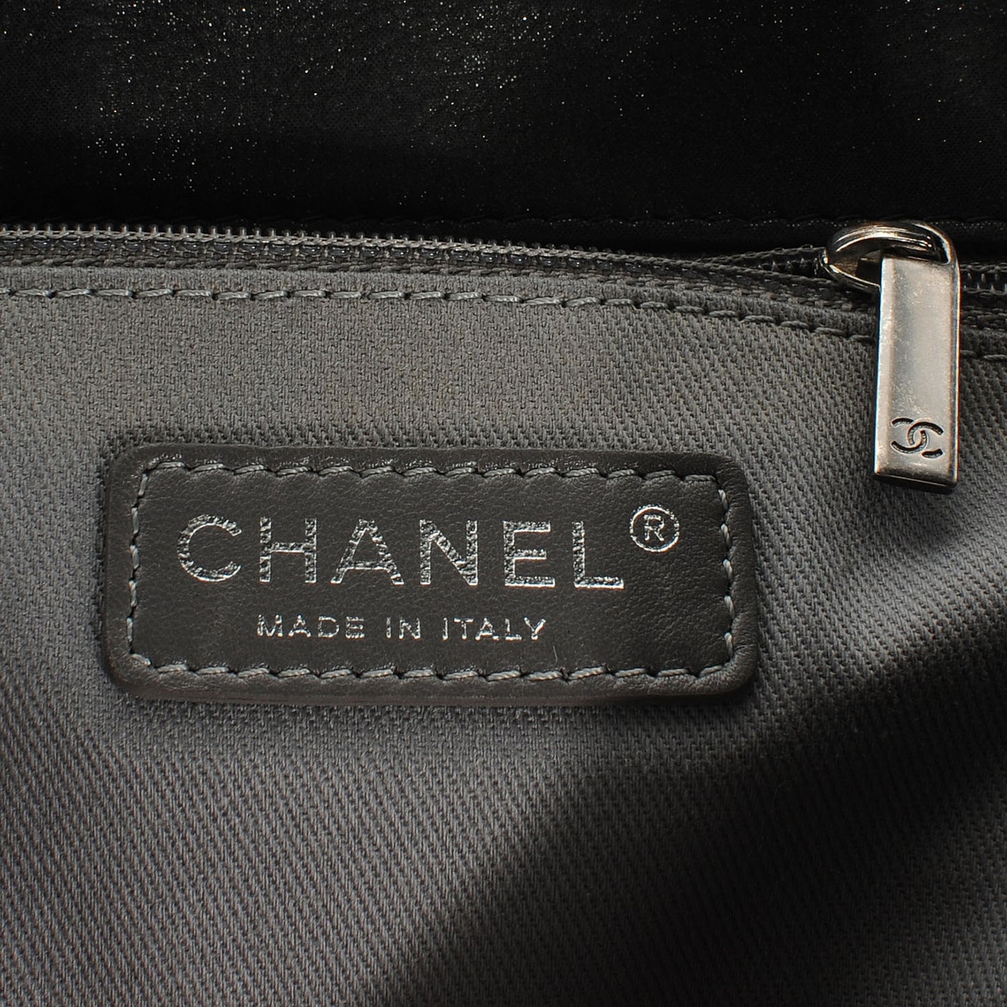 Iridescent Calfskin Glint Accordion Flap Black