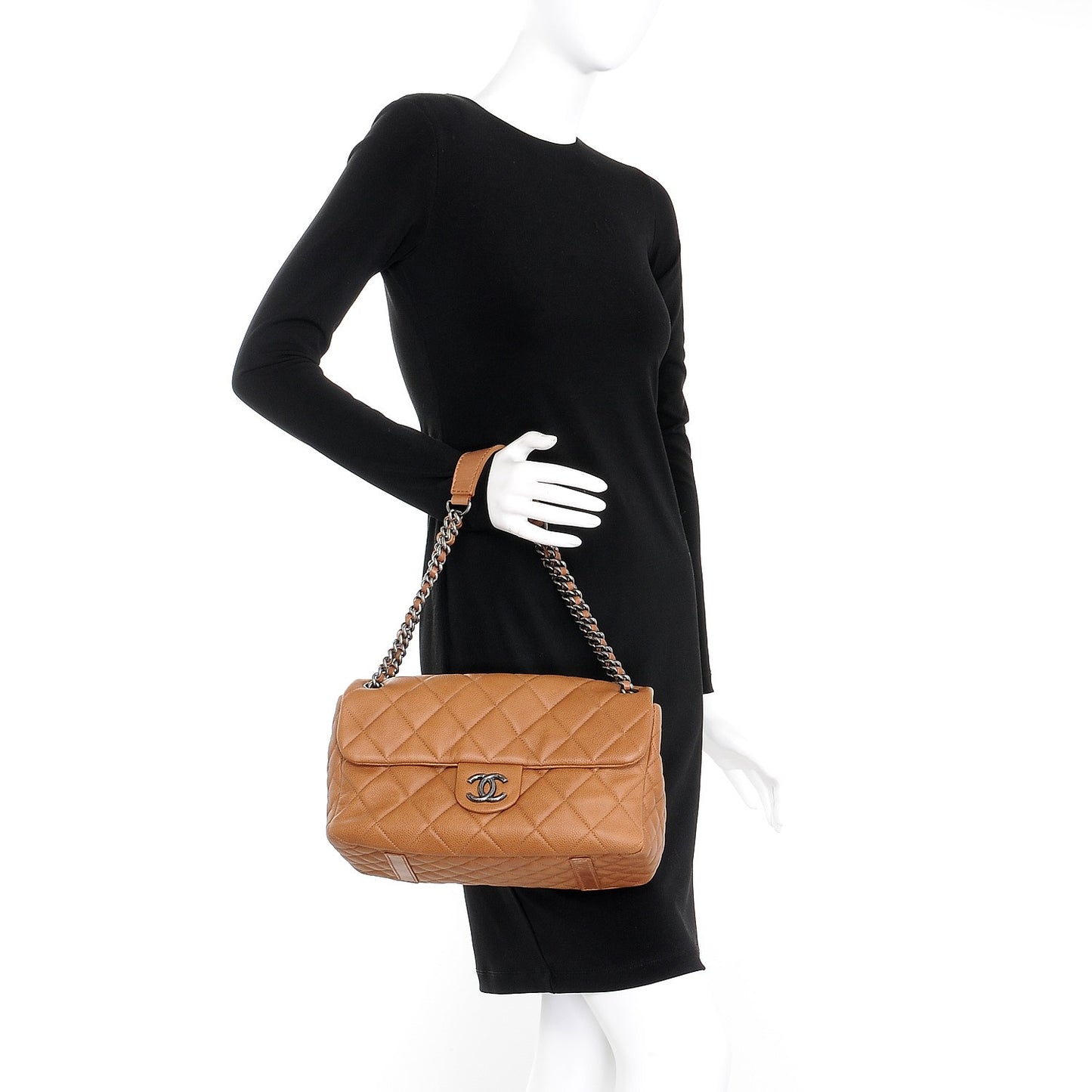 Caviar Quilted Coco Casual Flap Light Brown