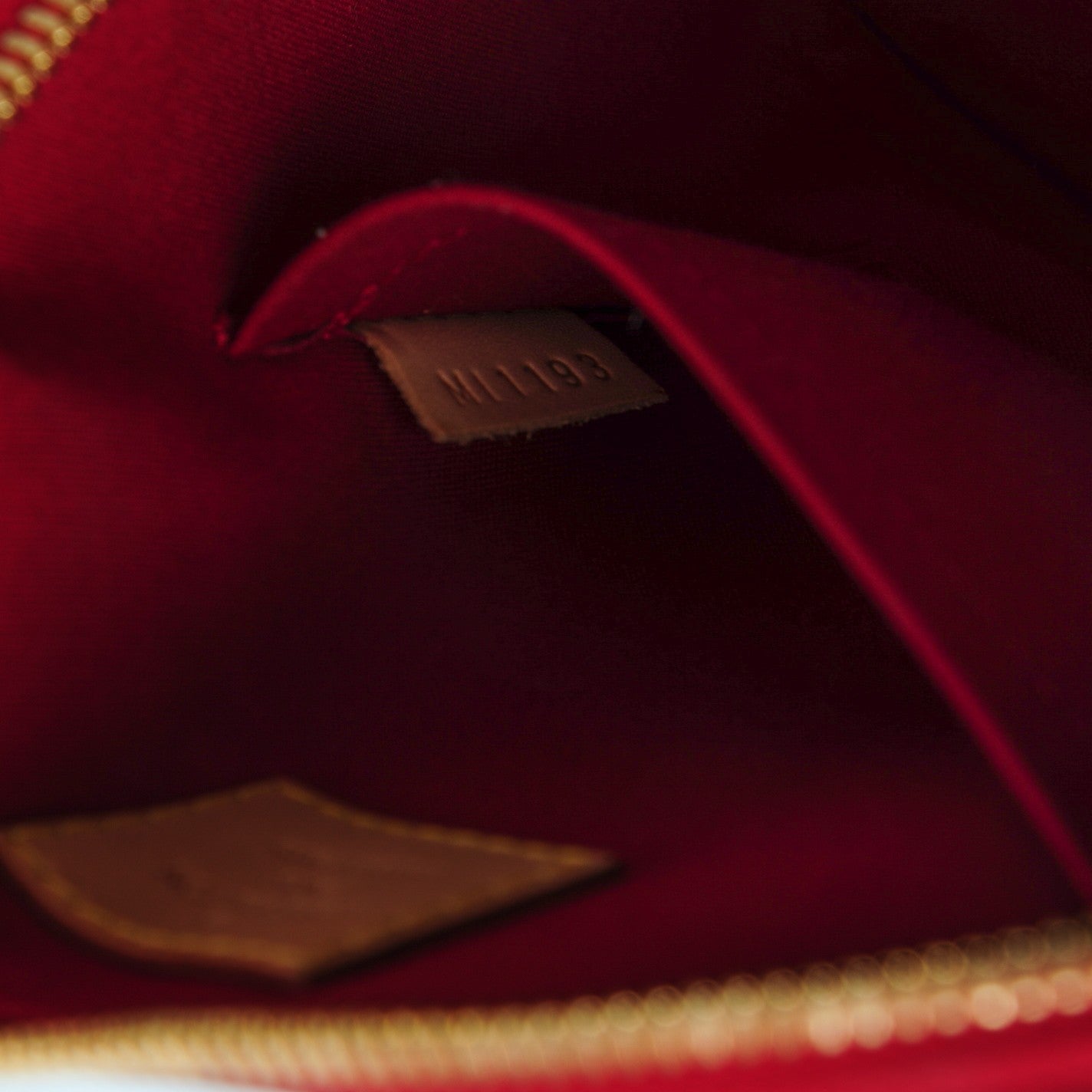 Louis Vuitton Vernis Alma BB Pomme D'Amour 7 of 7