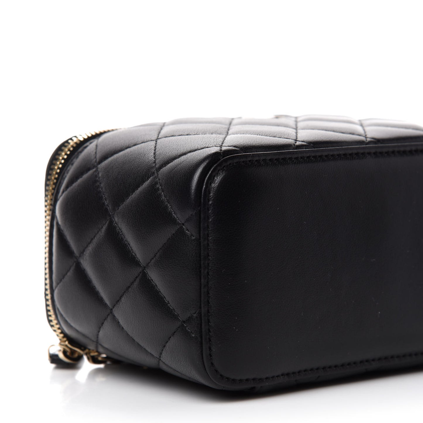 Lambskin Quilted Small Vanity Case With Chain Black