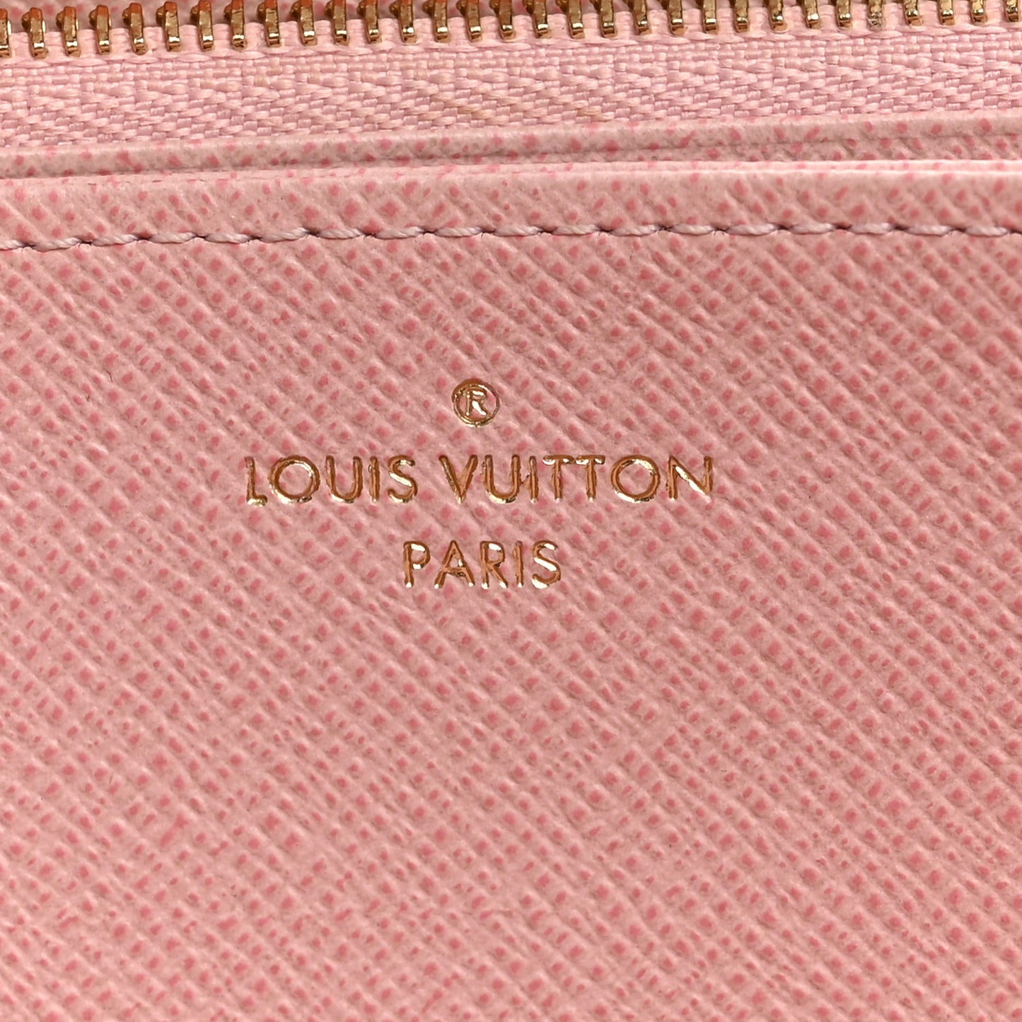 Damier Azur Zippy Wallet Rose Ballerine